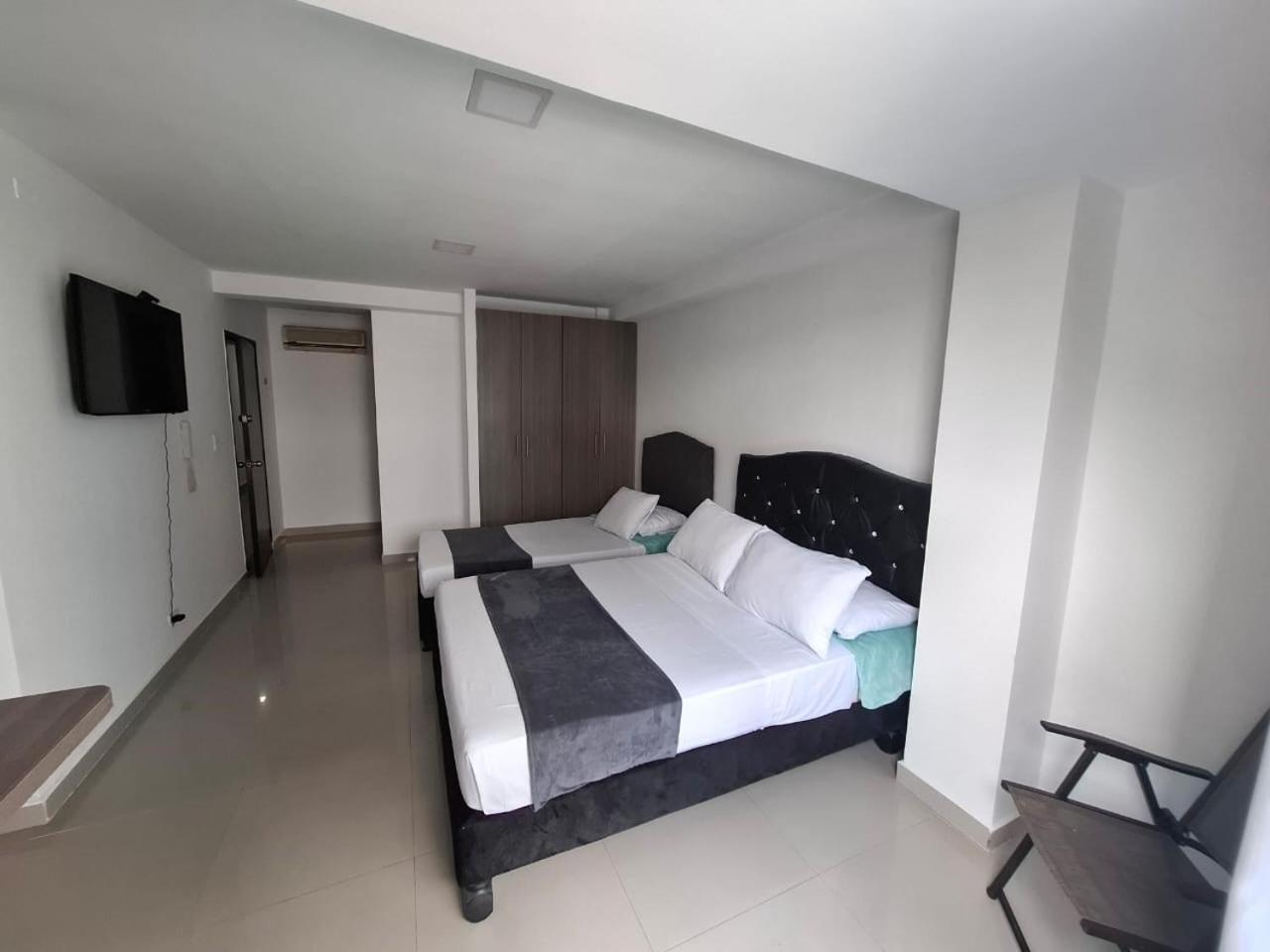 Hotel Jardin Plaza By Sgh Cali Esterno foto