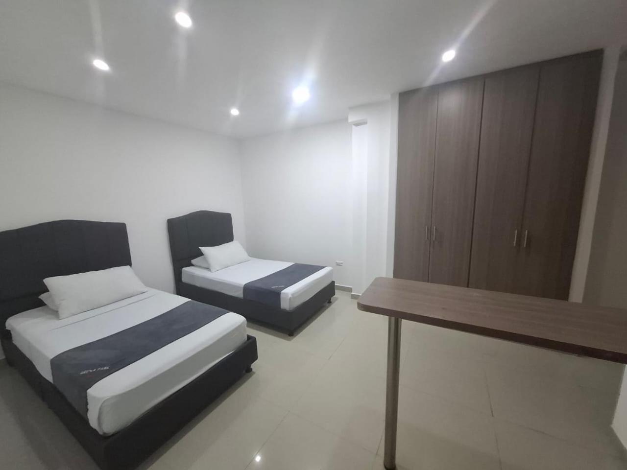 Hotel Jardin Plaza By Sgh Cali Esterno foto