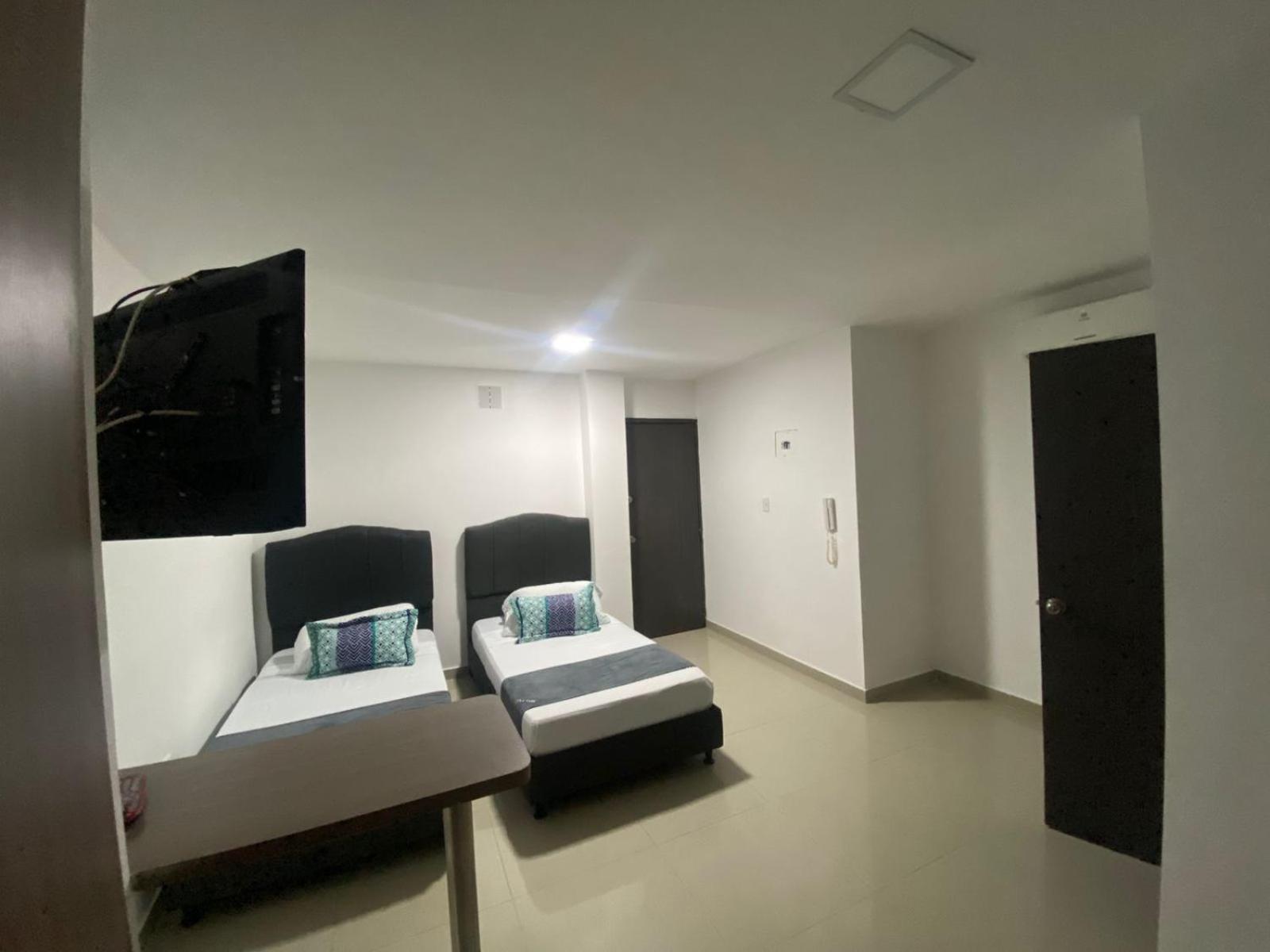 Hotel Jardin Plaza By Sgh Cali Esterno foto