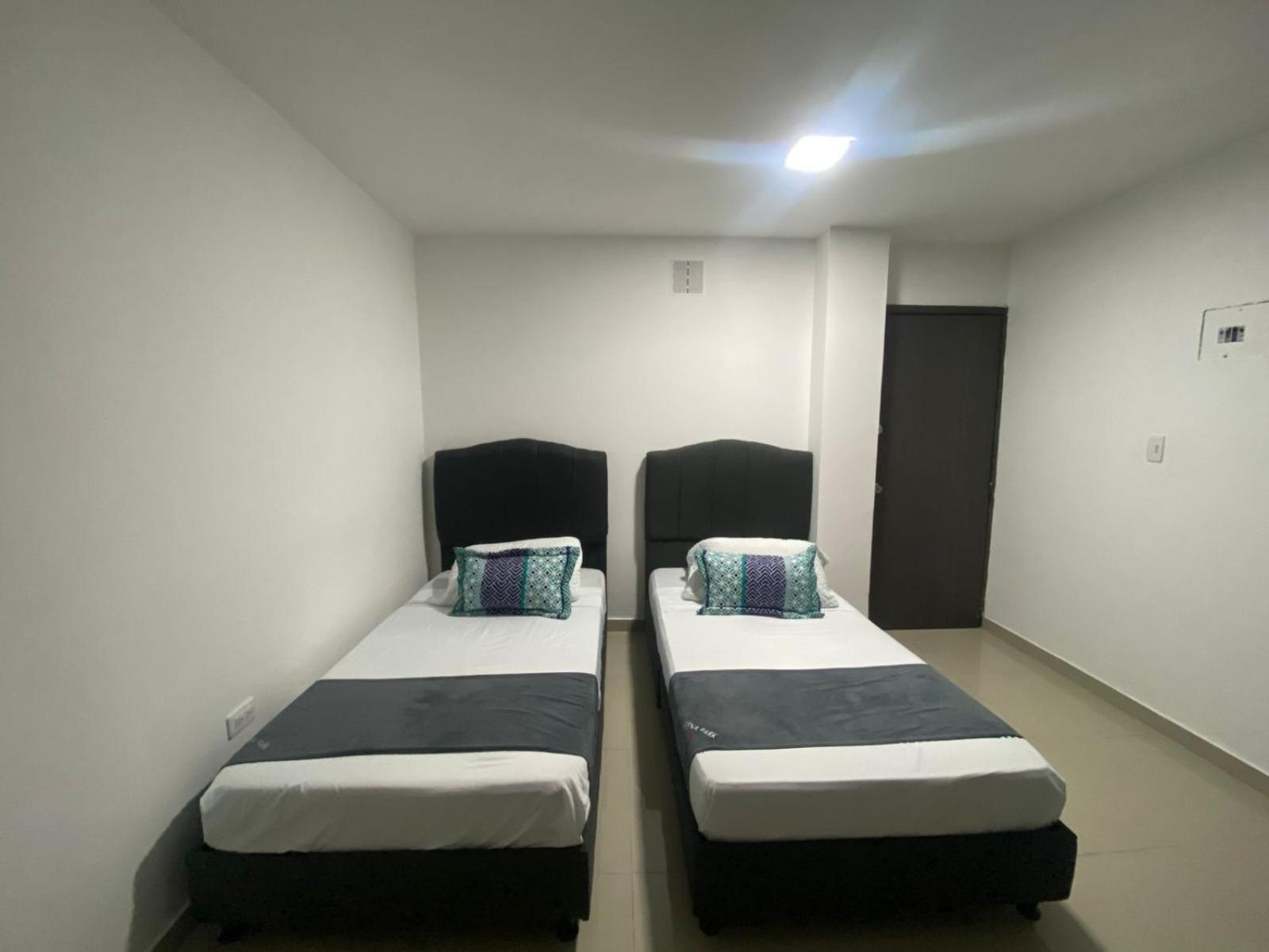 Hotel Jardin Plaza By Sgh Cali Esterno foto